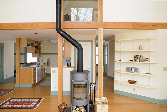 LR to Kitchen and Entry