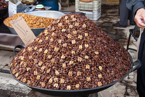 Damascus Dates In Souk Saroujah