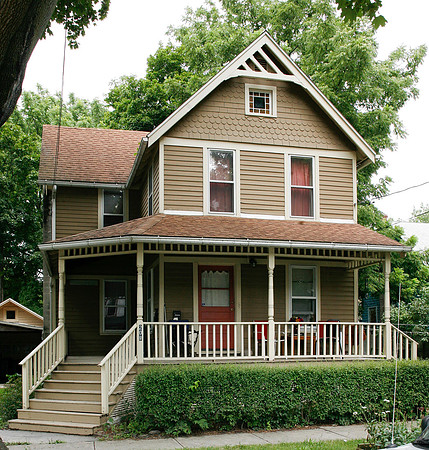 Exterior Front Before to N