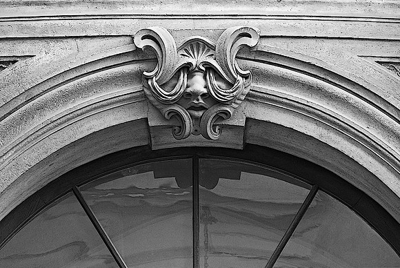 Vienna, Schönborn-Batthyany Palace mask