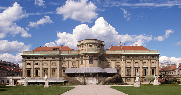 Vienna, Schwarzenberg Palace, garden facade central pavilion