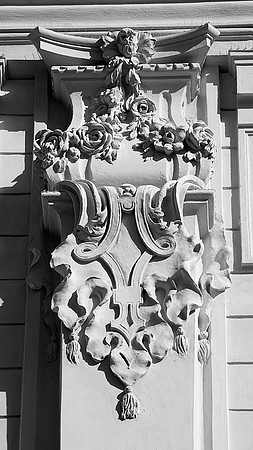 Vienna, Schönborn-Batthyany Palace capital 2