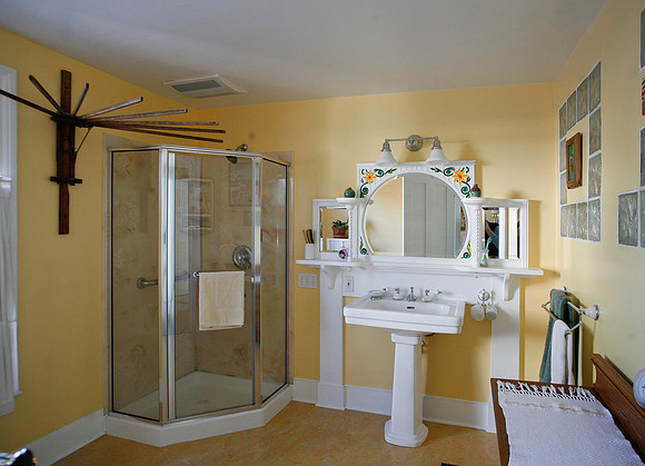 New Bath (former spare room), Custom Sink Surround with Heirloom Mantel-Mirror Set