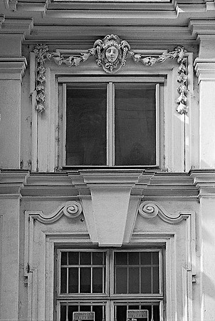 Vienna, Bohemian Chancery window surrounds